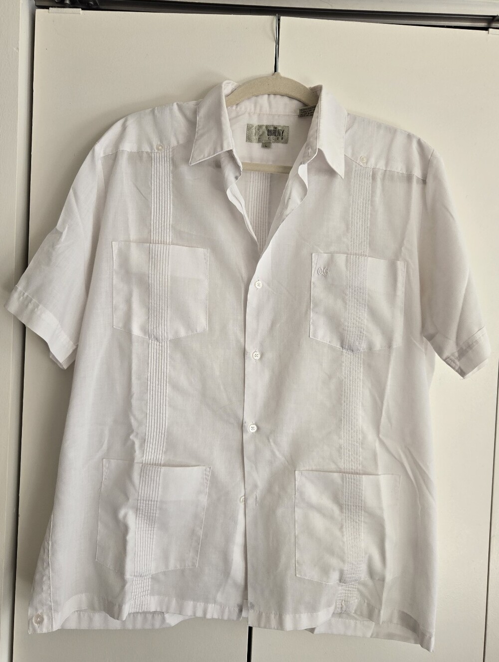 Men's White Short-Sleeve Guayabera Shirt